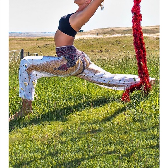 Yoga Pants - Super comfy Yoga pants w/Harem Pockets